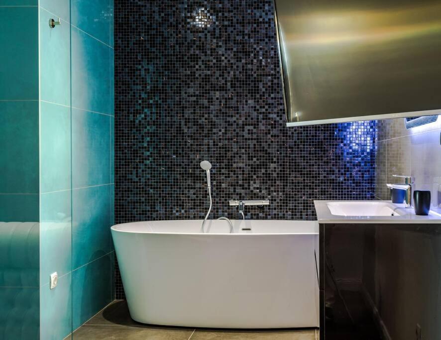Luxury Apartment Martinis With Pool Spalato Esterno foto