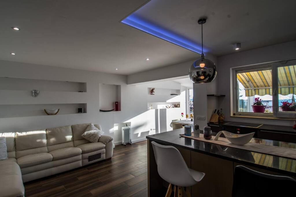 Luxury Apartment Martinis With Pool Spalato Esterno foto