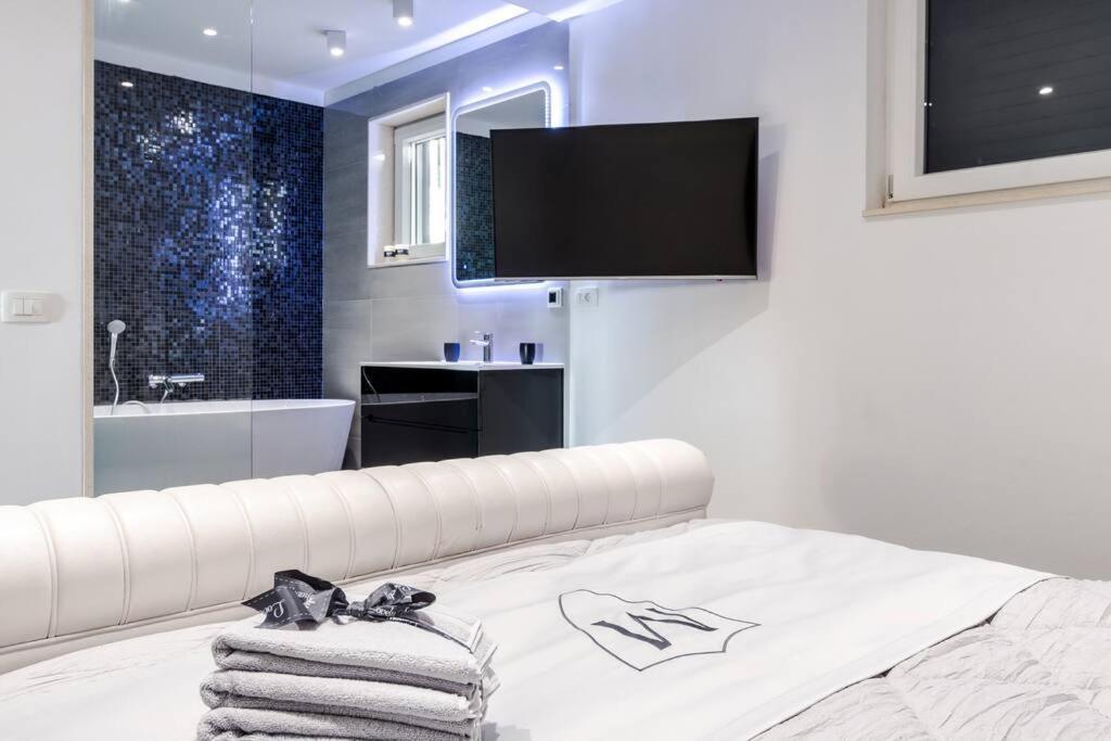 Luxury Apartment Martinis With Pool Spalato Esterno foto
